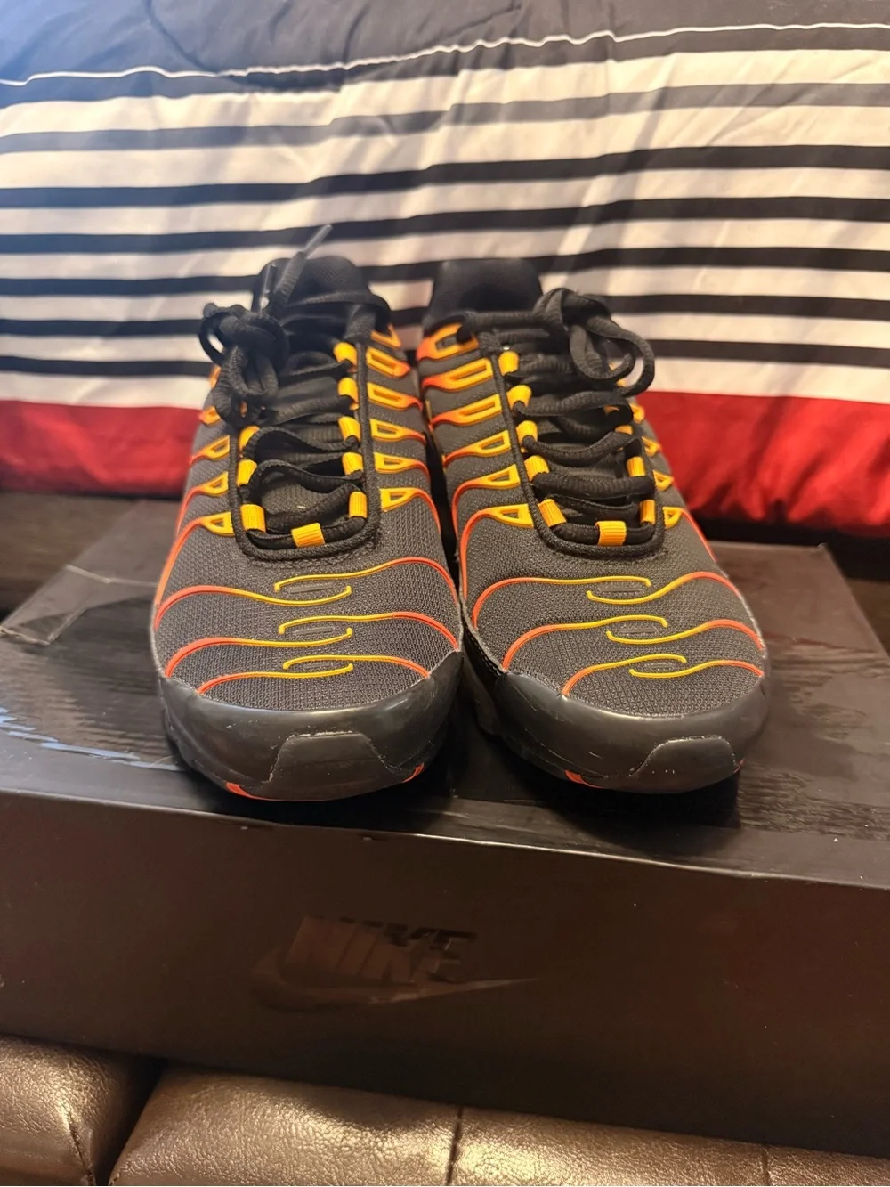Nike Men's Black/Orange/Yellow Running Sneakers